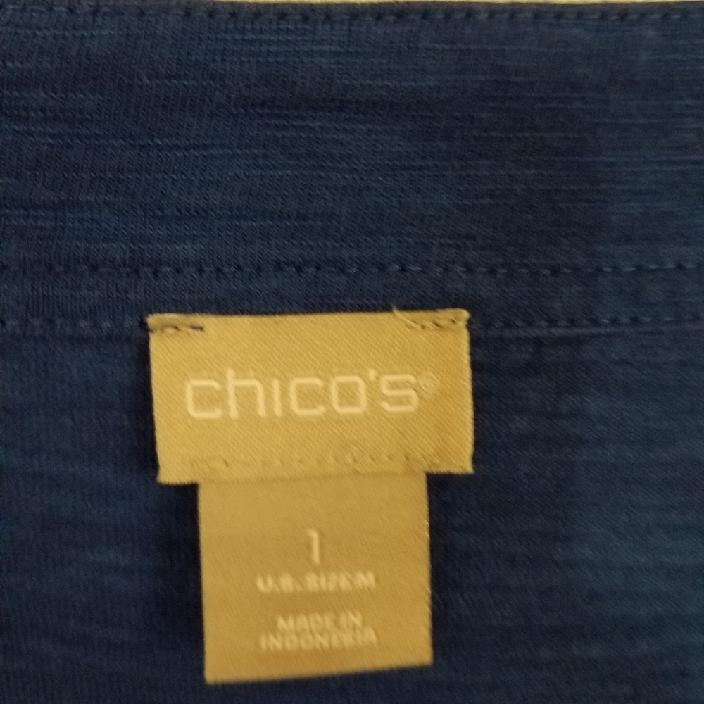 Chico's Size 1 Medium Blue 3/4 Sleeve V Neck - Picture 2 of 5